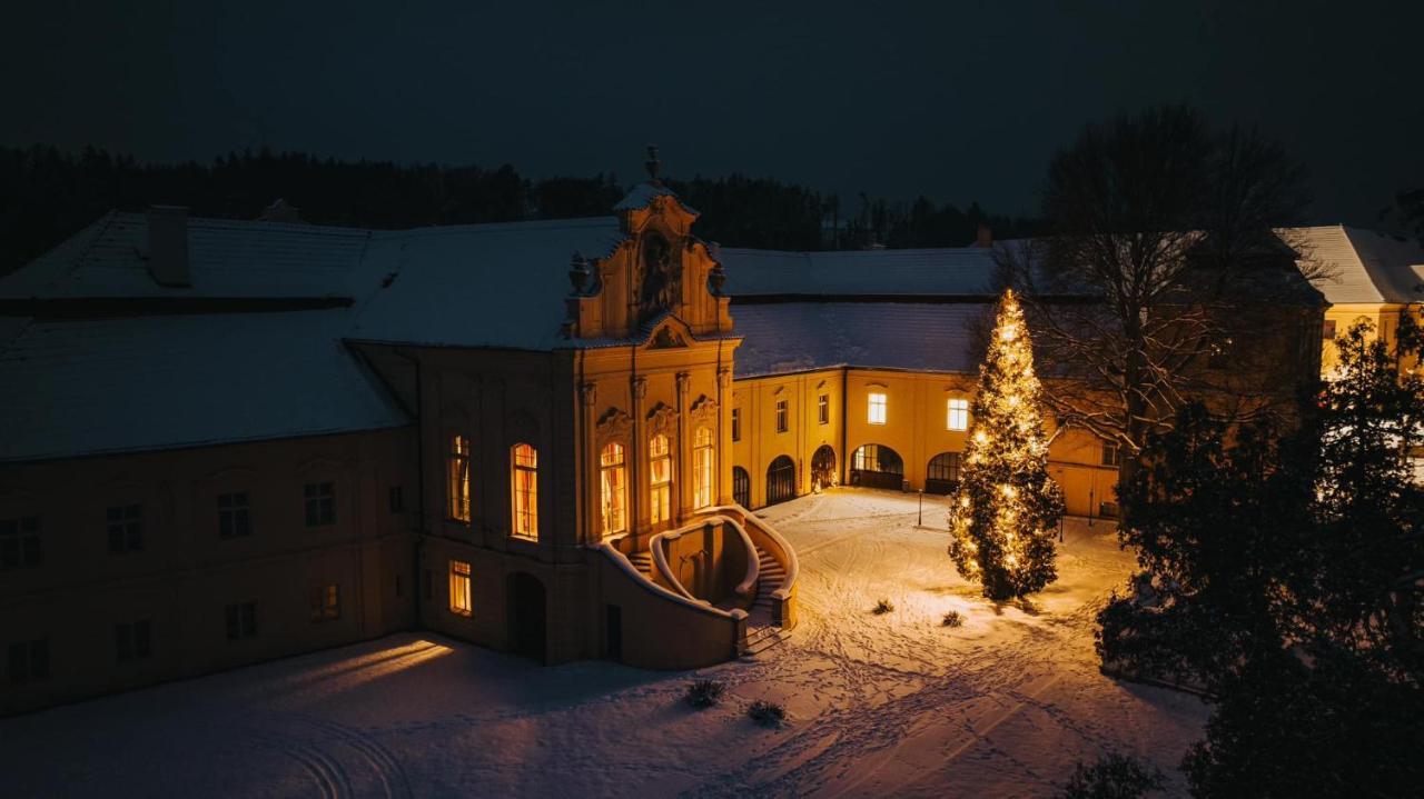 Hotel Klaster Želiv Kültér fotó