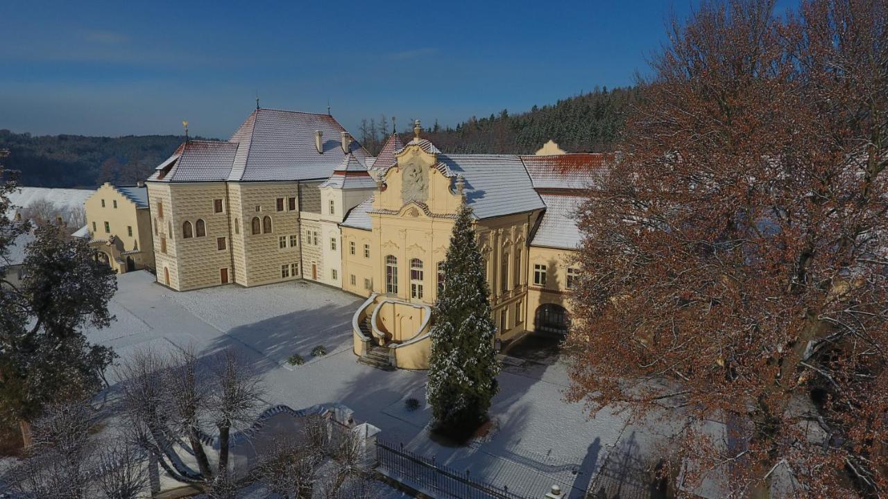 Hotel Klaster Želiv Kültér fotó